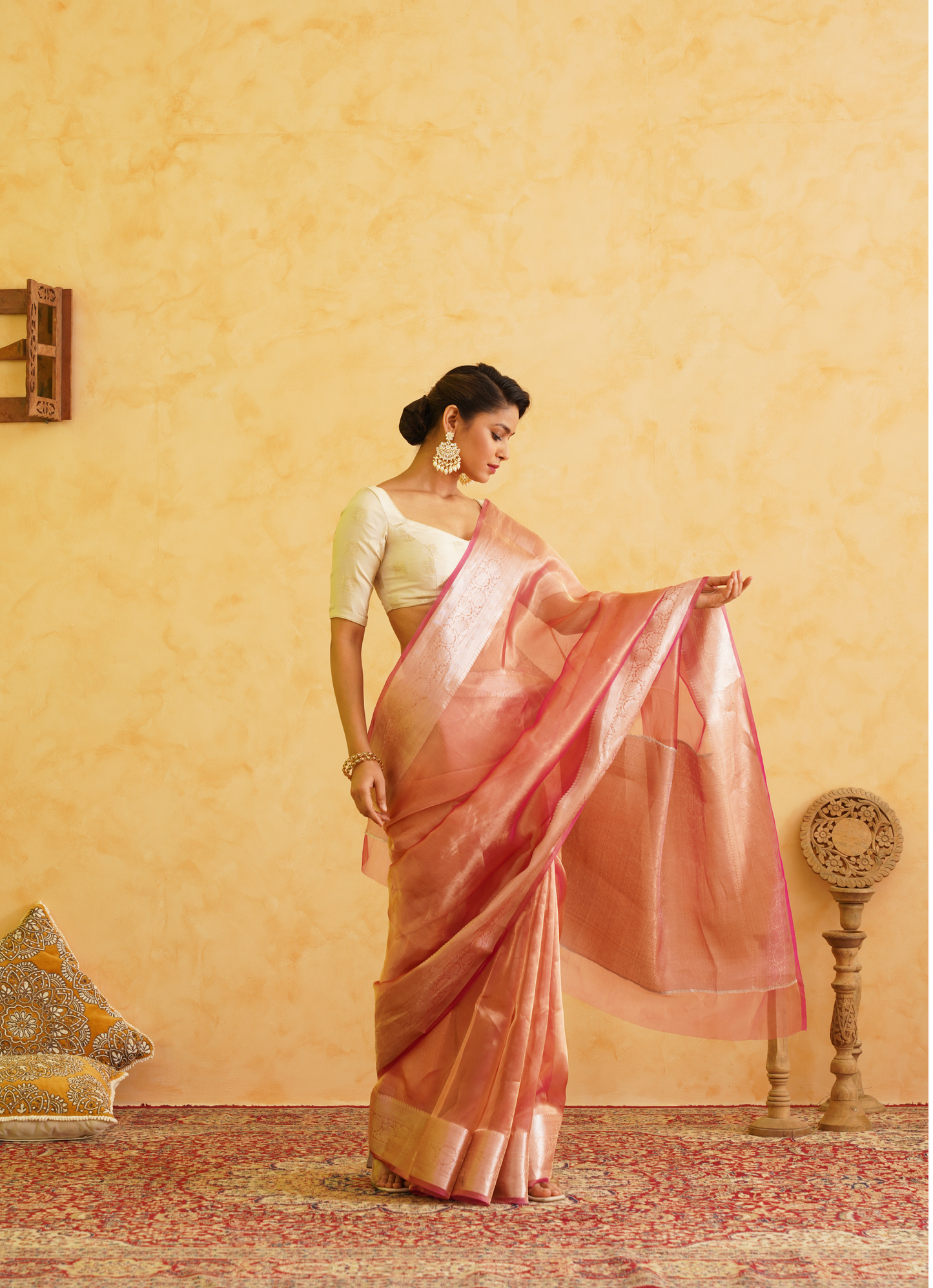 Gulabi Pink Pure Tissue Handloom Banarasi Saree