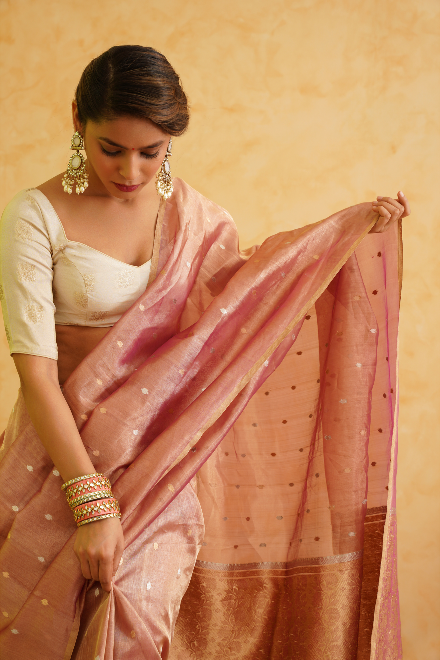 Rosy Pink Pure Tissue Handloom Banarasi Saree