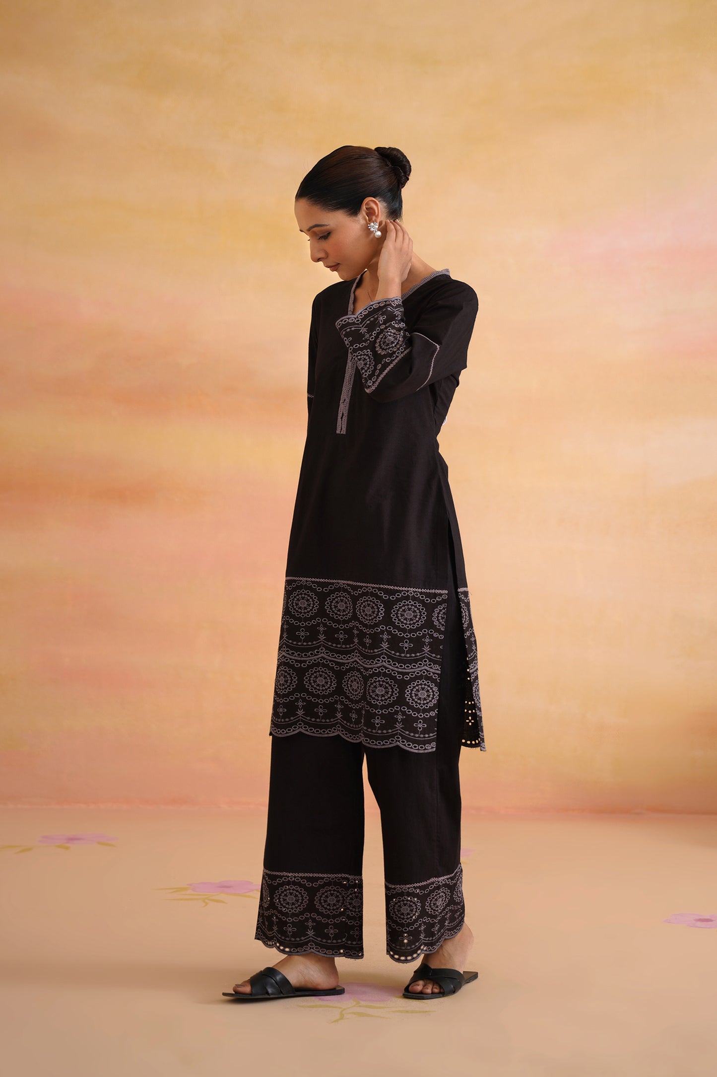 Tara Black Kurta