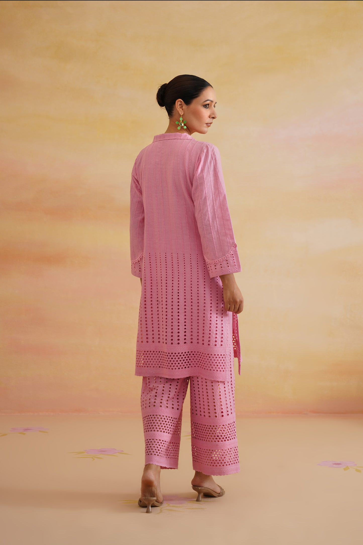 Zeenat bubblegum pink kurta