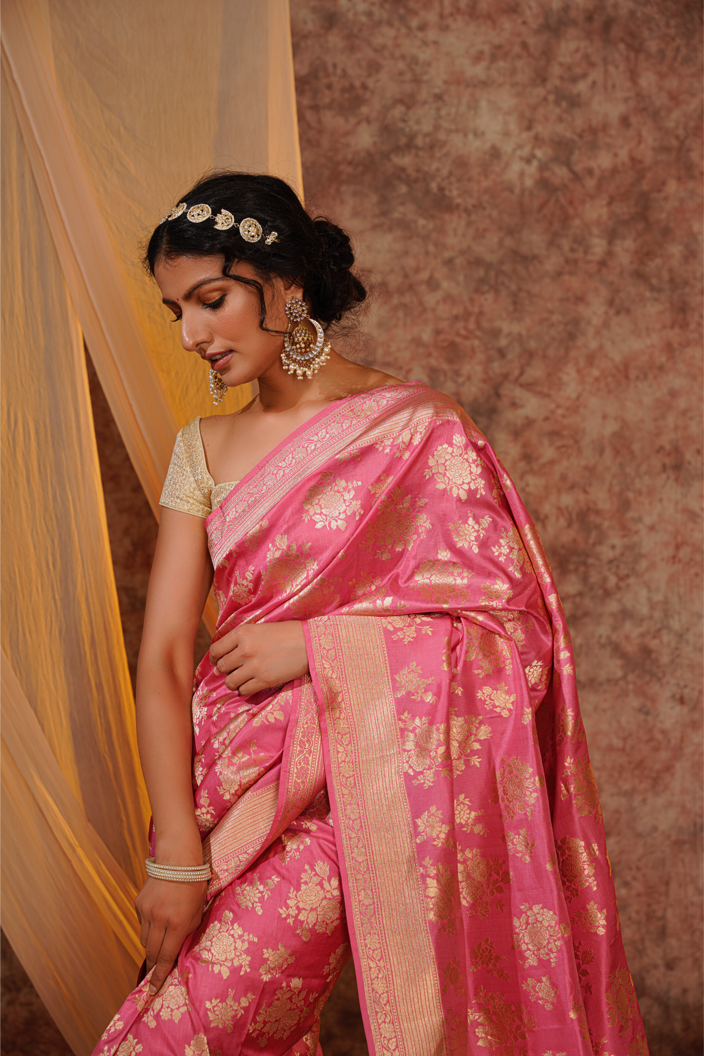 Pink Pure Katan Silk Handloom Banarasi Saree.