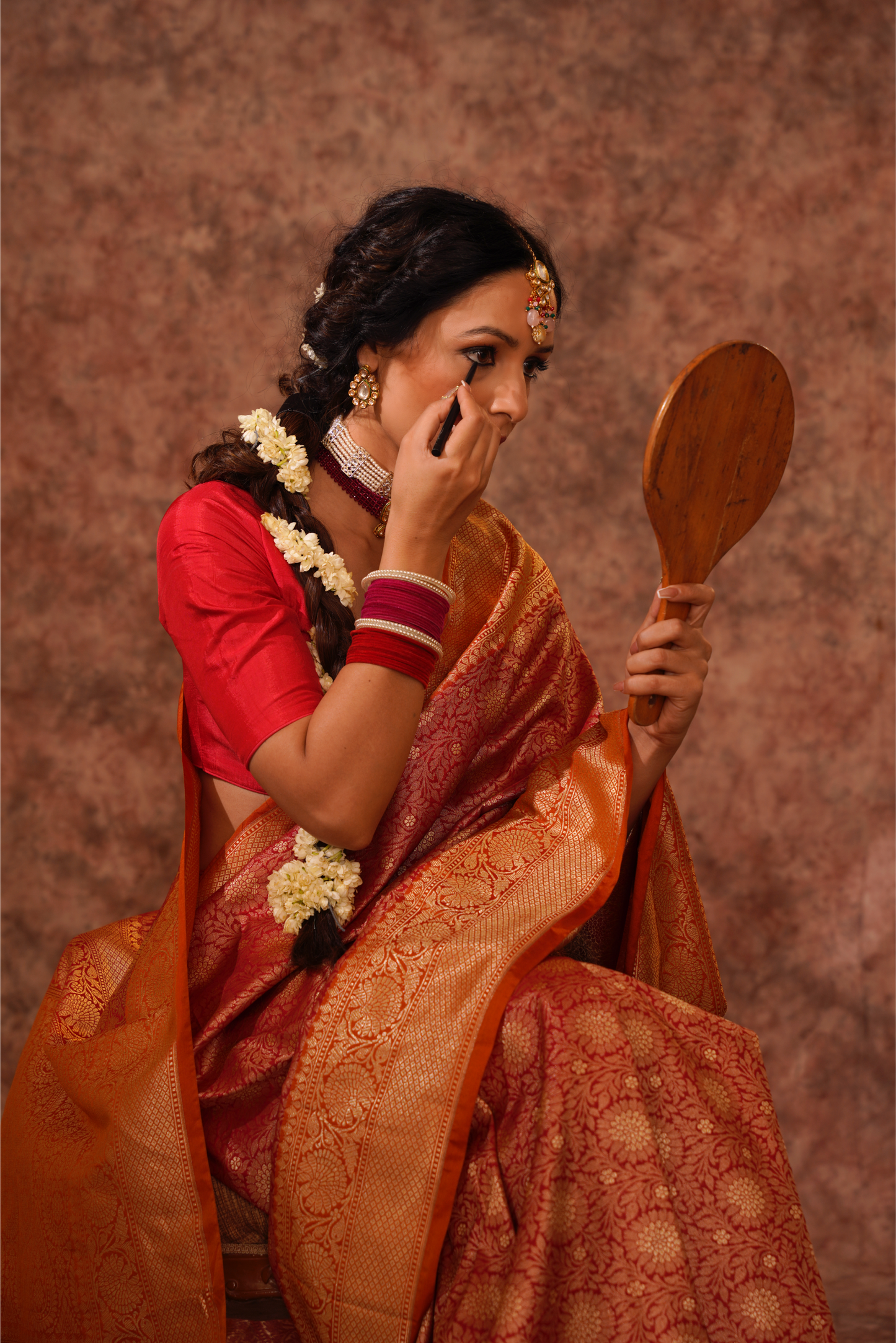 Red Dual Tone Pure Katan Silk Handloom Banarasi Saree.