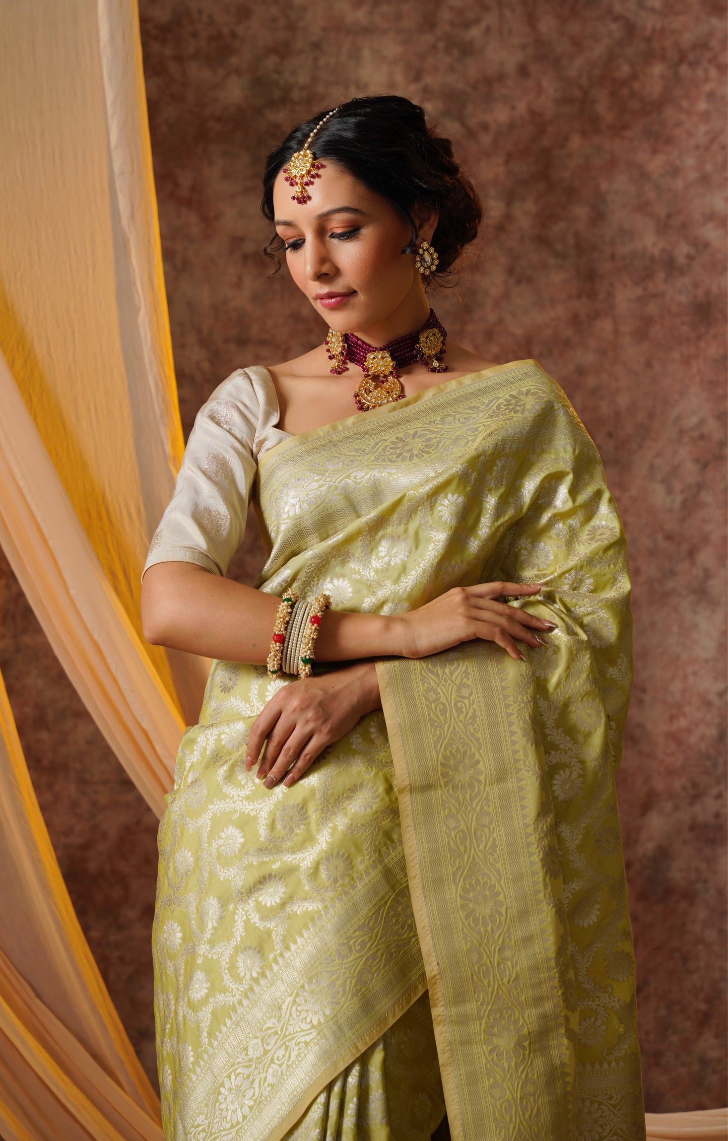 Pastel Green Pure Katan Silk Handloom Banarasi Saree.