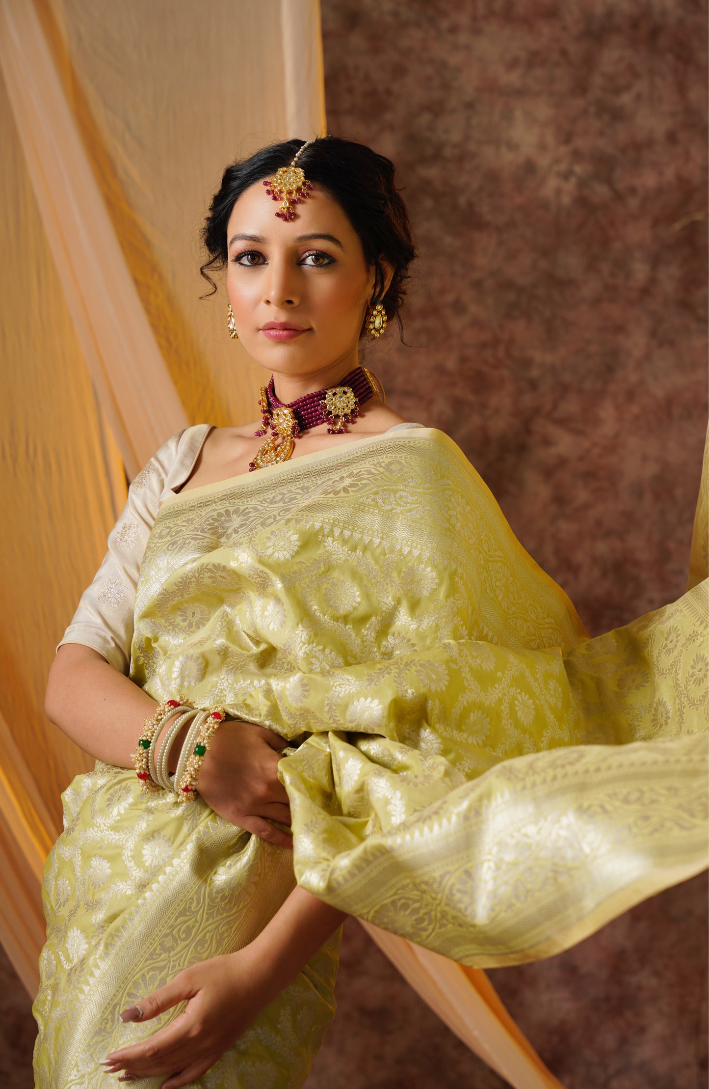 Pastel Green Pure Katan Silk Handloom Banarasi Saree.