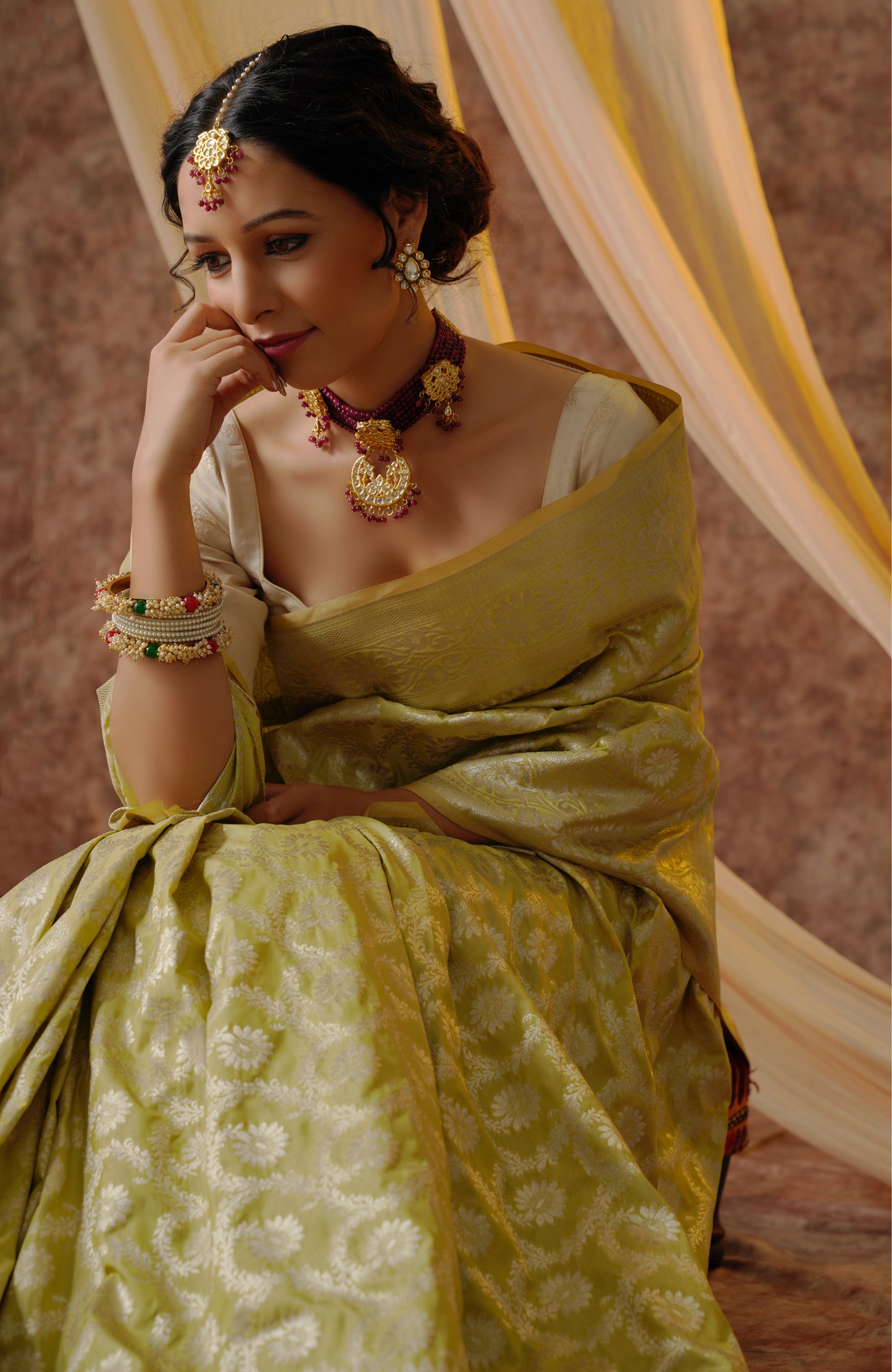 Pastel Green Pure Katan Silk Handloom Banarasi Saree.