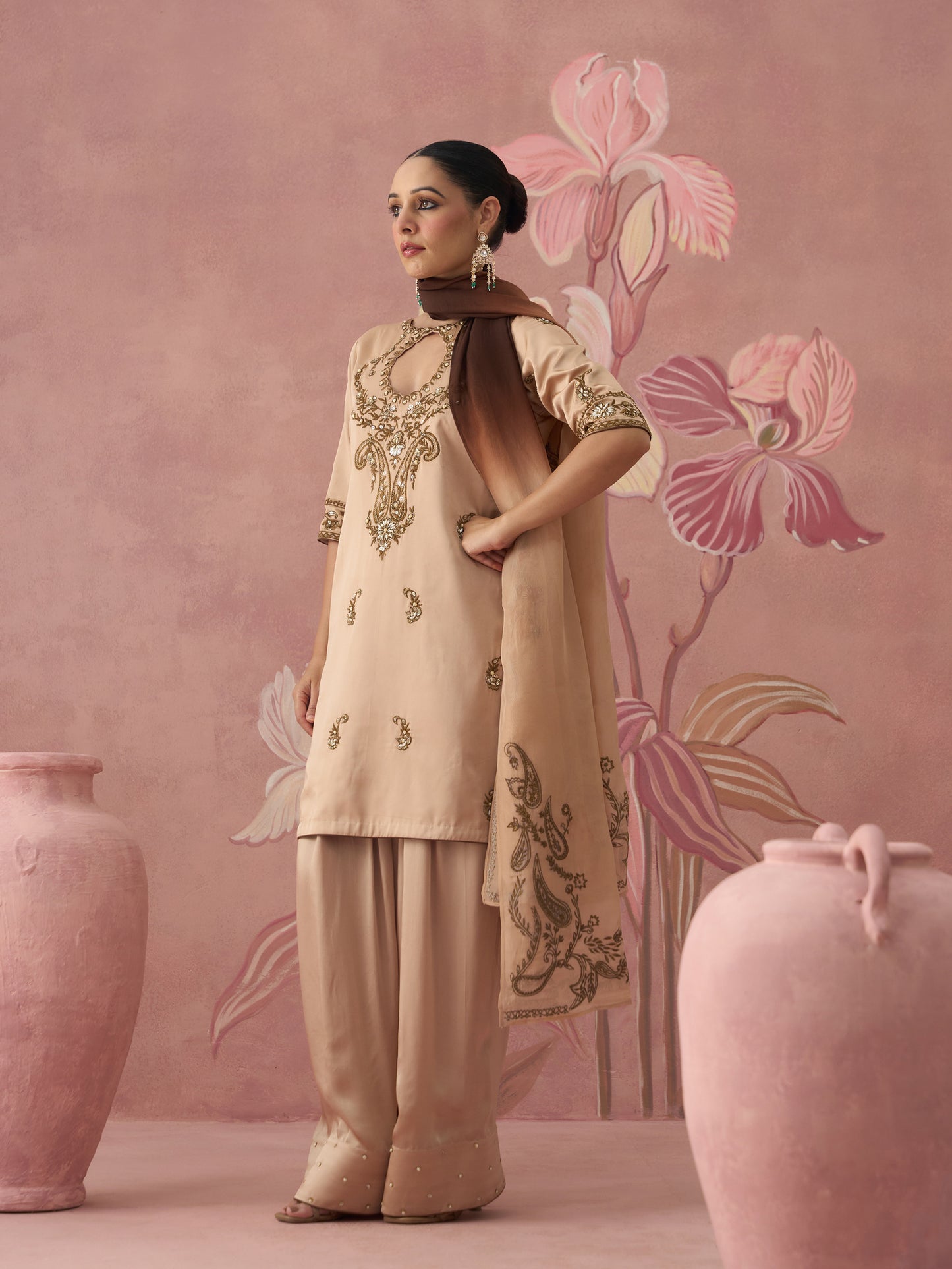 Raaya Golden Farshi Salwar