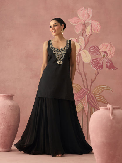 Noorani Black Sharara
