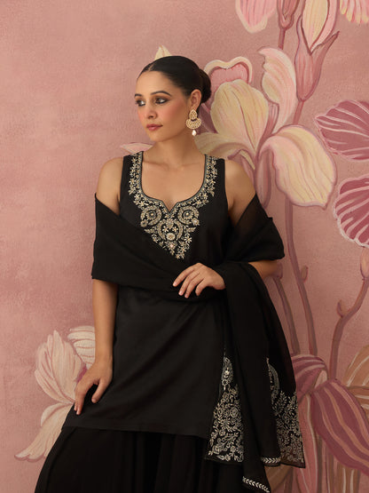 Noorani Black Sharara