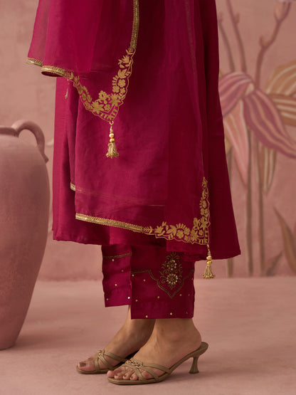 Gulzar Burgundy Kurta Set