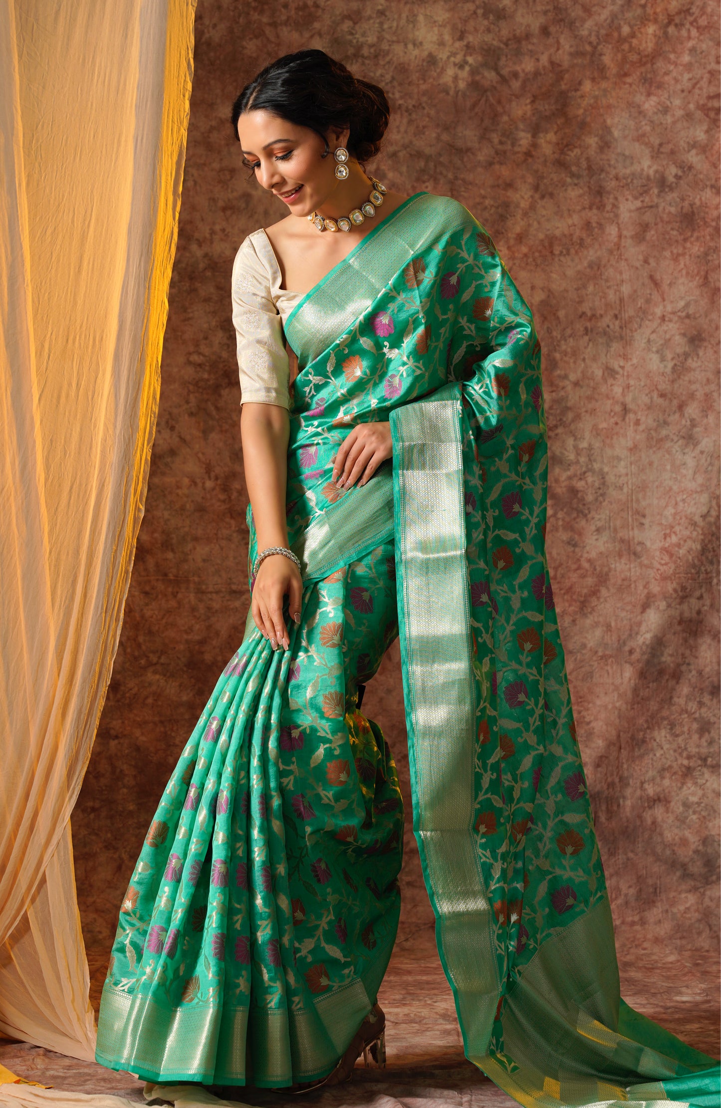 Green Pure Silk Handloom Meenakari Banarasi Saree