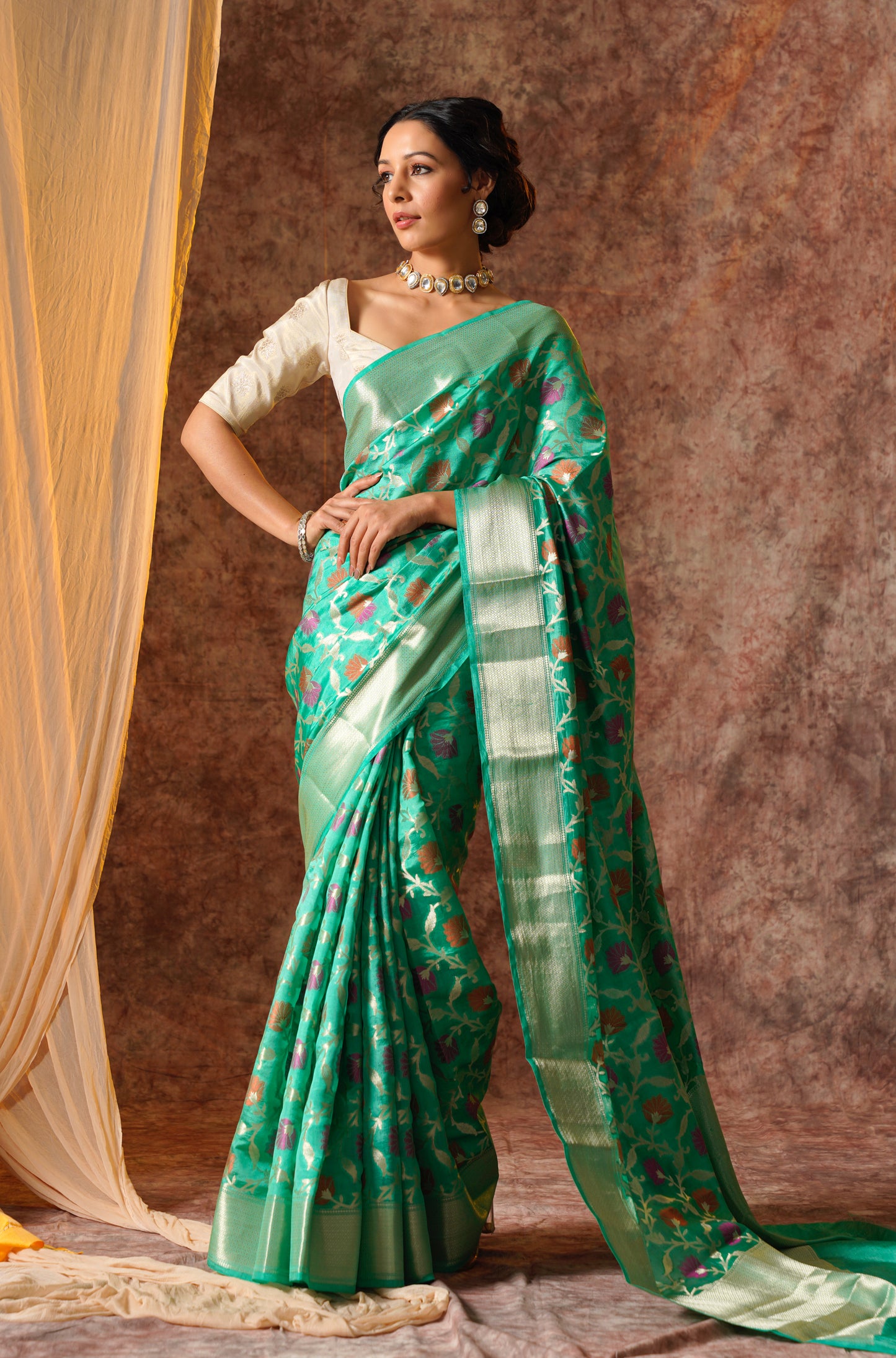 Green Pure Silk Handloom Meenakari Banarasi Saree