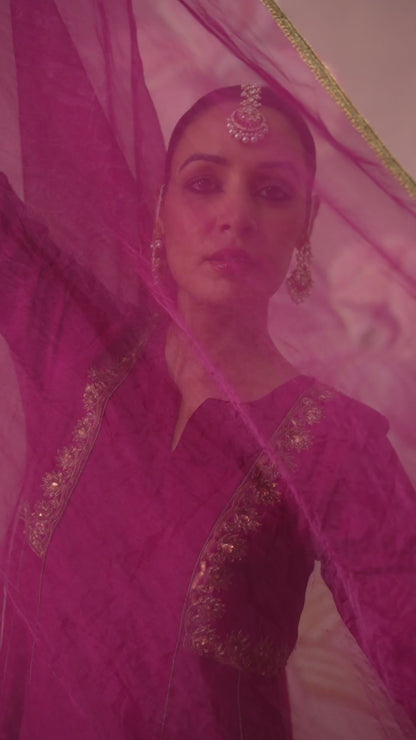 Gulzar Burgundy Kurta Set